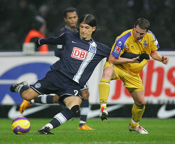 争议对比 争议对比