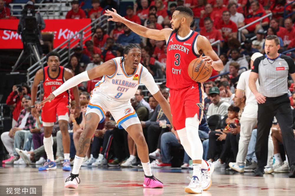 这不禁让人 这不禁让人